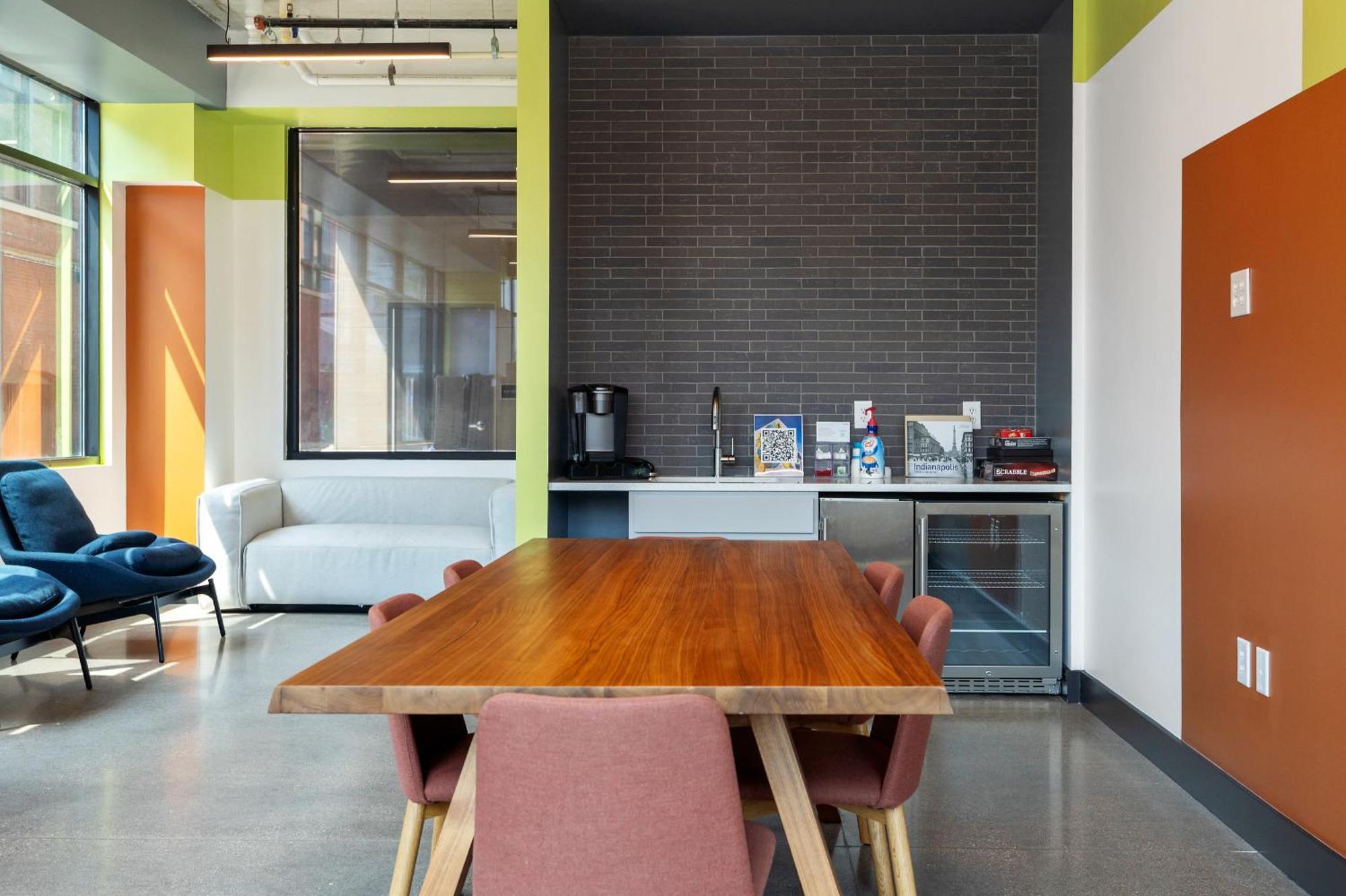 Cozysuites On Mass With Garage Parking #7 인디애나폴리스 외부 사진