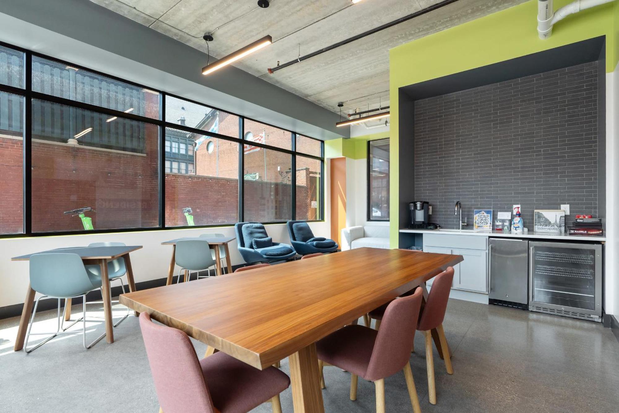 Cozysuites On Mass With Garage Parking #7 인디애나폴리스 외부 사진
